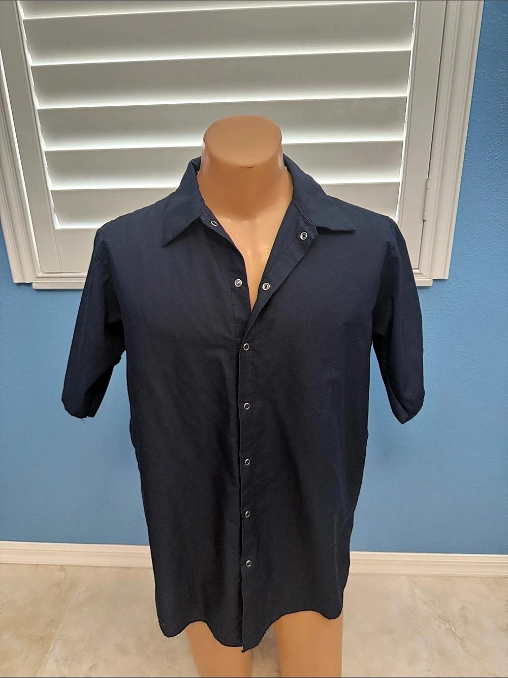 Red Kap Men'Small Short Sleeve Specialized Pocketless Work Shirt Pocketless Work